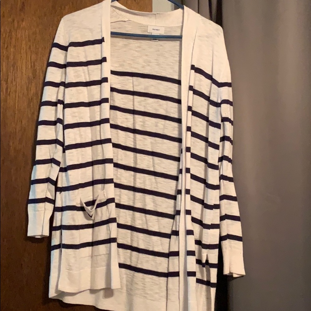 Old Navy white and navy stripes